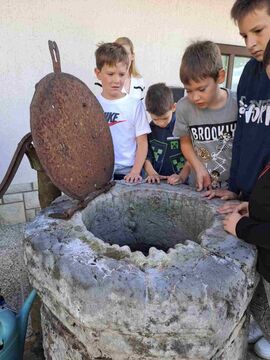 Šola Jelšane, dediščina (9)